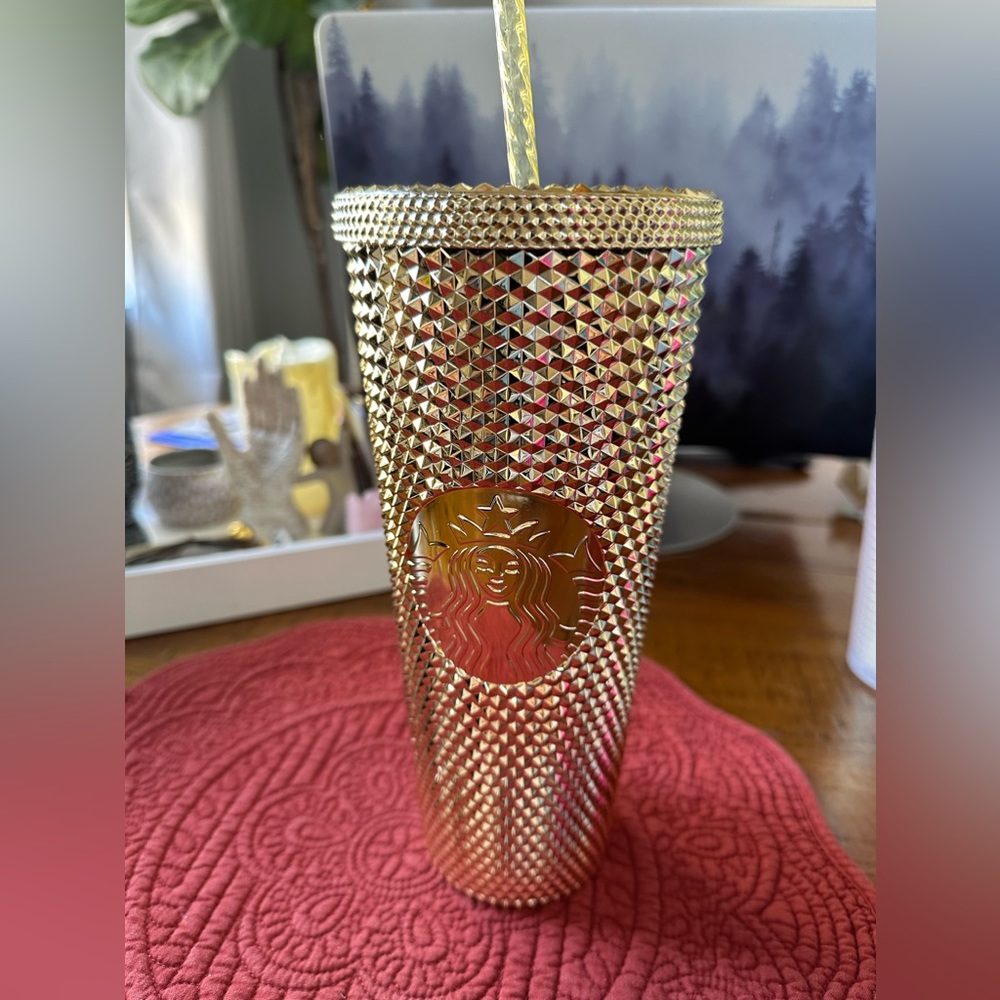NWT Starbuck Studded Gold Cup